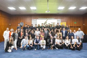 “Children teaching children”: the project that won over the Desafío por la Educación Paraguay programme