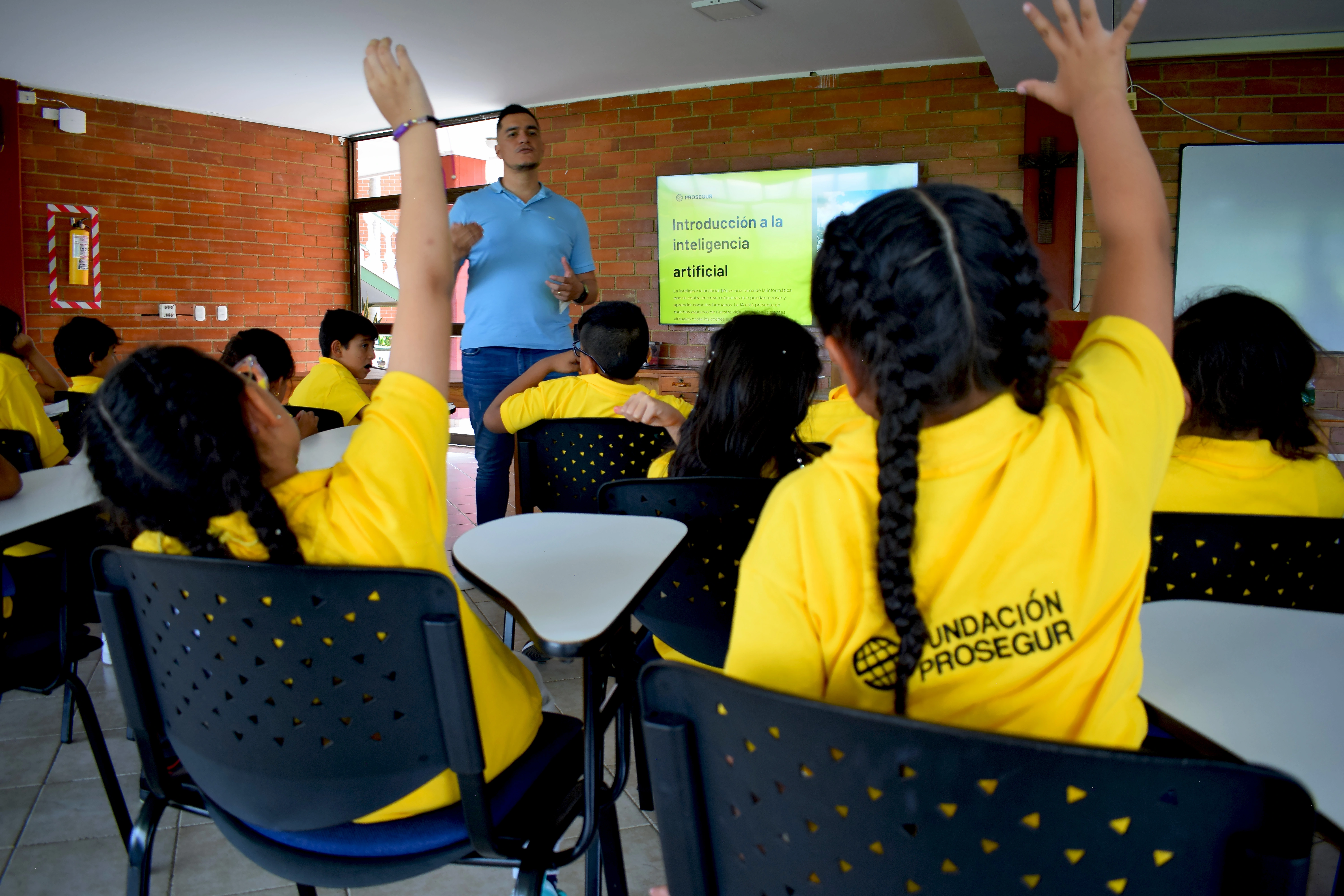 El futuro del aula: Empoderando a los maestros Piecitos con Inteligencia Artificial
