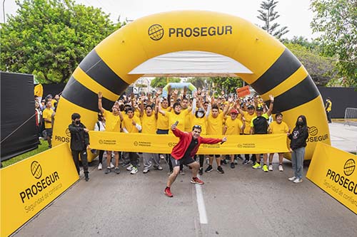 Apoyamos la inclusión con nuestra V Carrera Solidaria Apoyamos la inclusión con nuestra V Carrera Solidaria